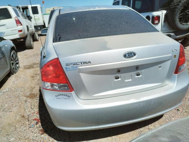 Foto 6 de la subasta – 2008 KIA SPECTRA EX con VIN KNAFE121085583494