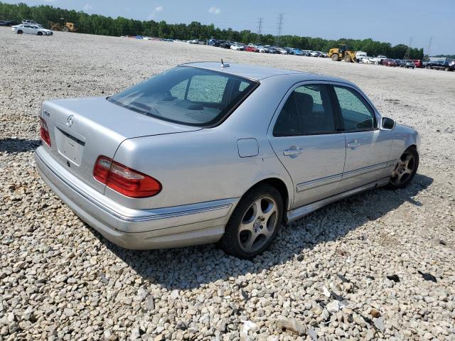 Photo 3 from auction – 2001 MERCEDES-BENZ E430 with VIN WDBJF70J31B357519