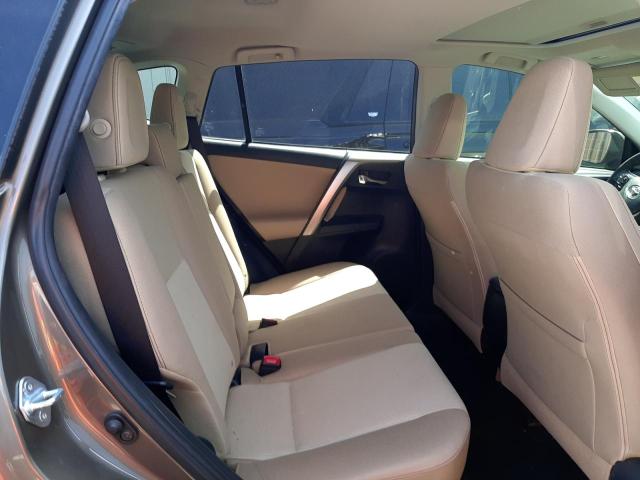 Photo 10 from auction – 2015 TOYOTA RAV4 XLE with VIN JTMWFREV0FD062355