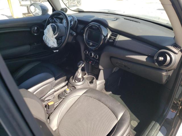 Photo 8 from auction – 2017 MINI COOPER with VIN WMWXP5C39H2F60970