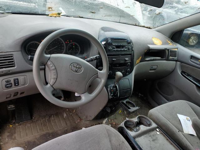 Photo 8 from auction – 2004 TOYOTA SIENNA CE with VIN 5TDZA23C54S095874