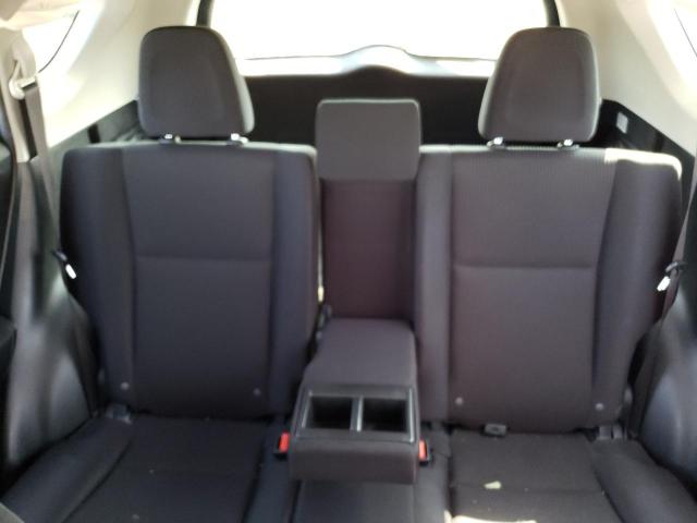 Photo 10 from auction – 2018 TOYOTA RAV4 LE with VIN JTMBFREV1JJ213308