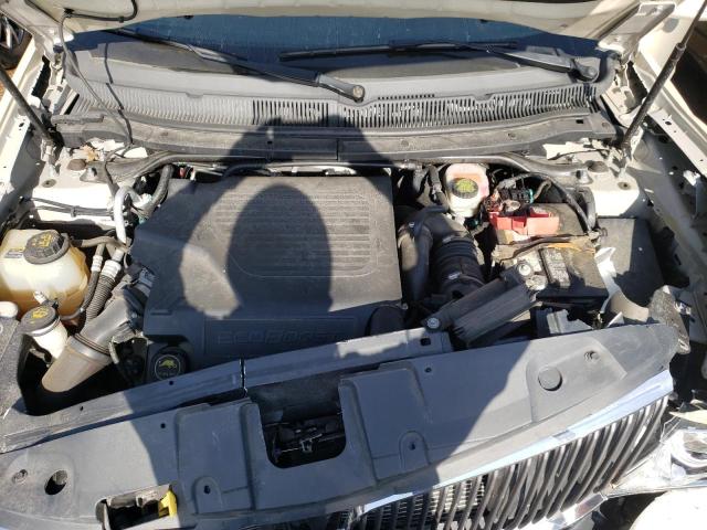 Photo 11 from auction – 2015 LINCOLN MKT with VIN 2LMHJ5AT4FBL00332
