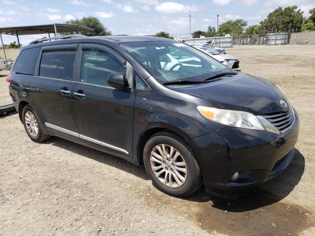 Photo 4 from auction – 2012 TOYOTA SIENNA XLE with VIN 5TDYK3DC7CS262943