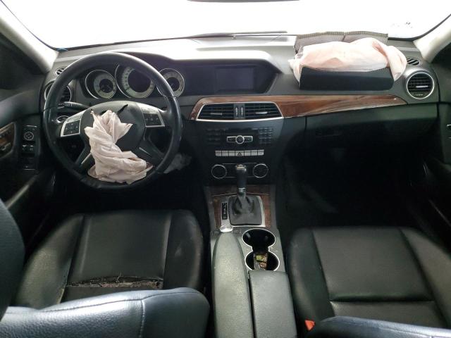 Photo 8 from auction – 2012 MERCEDES-BENZ C 300 4MAT with VIN WDDGF8BB1CA672440