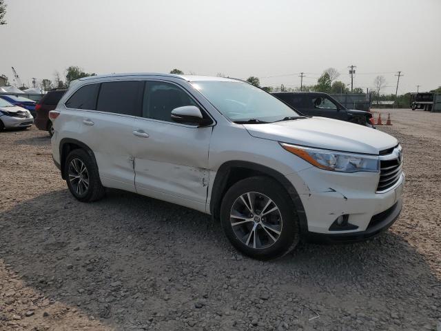 Photo 4 from auction – 2016 TOYOTA HIGHLANDER with VIN 5TDJKRFHXGS268187