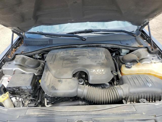 Photo 11 from auction – 2011 CHRYSLER 300 LIMITE with VIN 2C3CA5CG0BH564511
