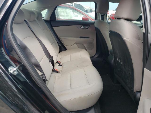 Photo 10 from auction – 2019 KIA FORTE FE with VIN 3KPF24AD1KE043866