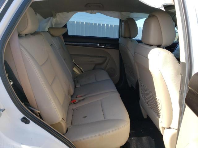 Photo 11 from auction – 2013 KIA SORENTO LX with VIN 5XYKTCA67DG323241
