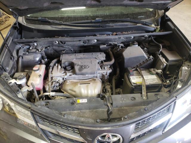 Photo 12 from auction – 2015 TOYOTA RAV4 LE with VIN JTMZFREV7FJ047463