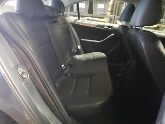 Photo 10 from auction – 2017 VOLKSWAGEN JETTA SE with VIN 3VWDB7AJ7HM405595