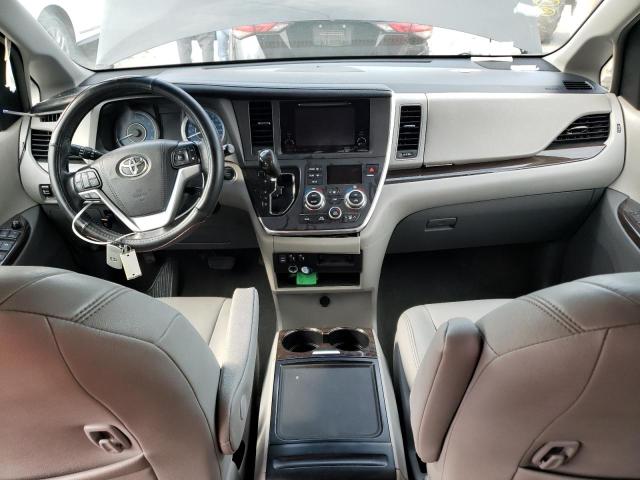Photo 8 from auction – 2017 TOYOTA SIENNA XLE with VIN 5TDDZ3DC3HS159116