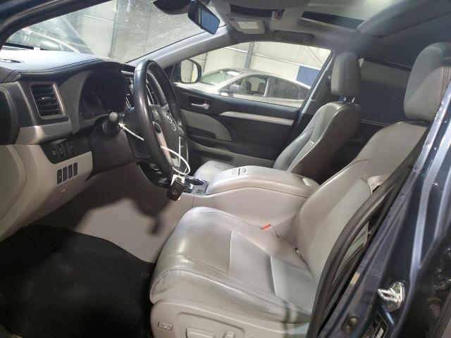 Photo 7 from auction – 2017 TOYOTA HIGHLANDER with VIN 5TDJZRFH3HS478756