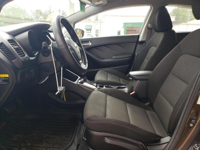 Photo 7 from auction – 2017 KIA FORTE LX with VIN 3KPFK4A75HE015829