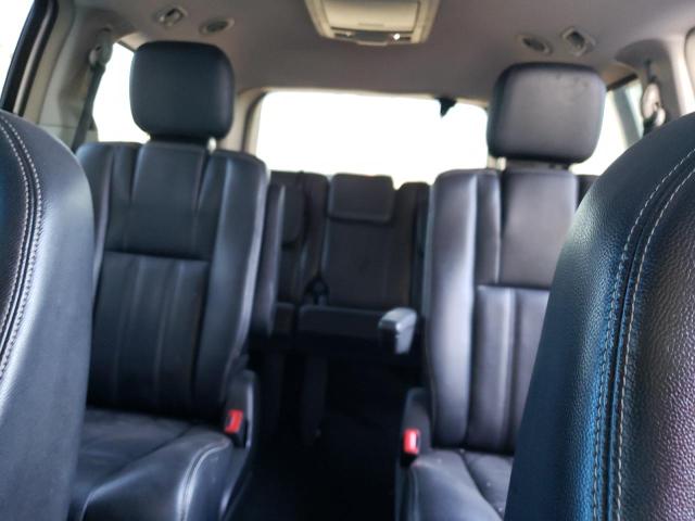 Photo 10 from auction – 2013 CHRYSLER TOWN & COU with VIN 2C4RC1BG0DR745051