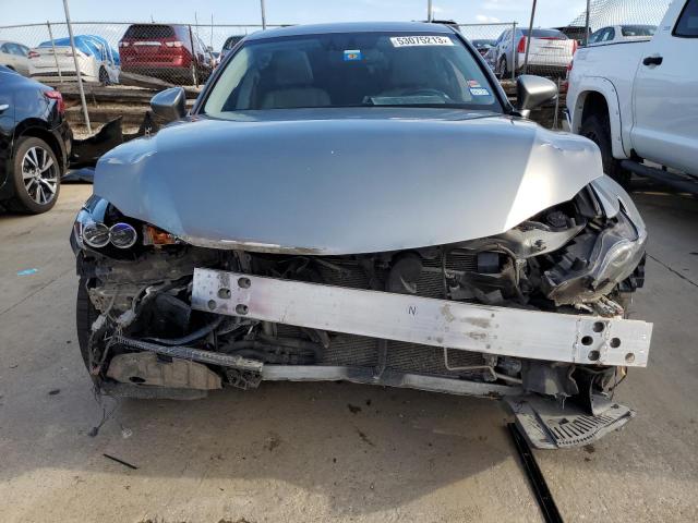 Photo 5 from auction – 2016 LEXUS IS 200T with VIN JTHBA1D27G5031488