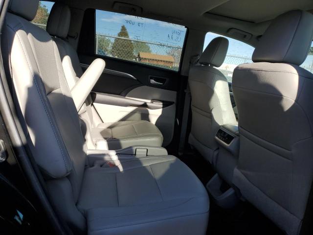 Photo 11 from auction – 2017 TOYOTA HIGHLANDER with VIN 5TDDGRFH3HS032884