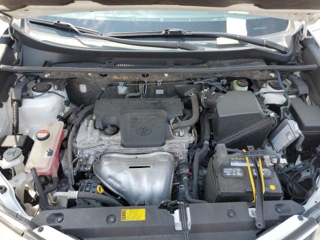 Photo 12 from auction – 2015 TOYOTA RAV4 LE with VIN JTMZFREV7FD044156