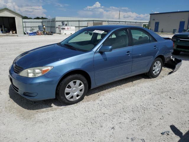TOYOTA CAMRY LE 2004 with VIN 4T1BE32KX4U795479 - Photo from auction