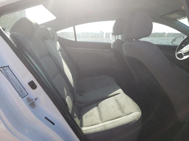 Photo 10 from auction – 2017 HYUNDAI ELANTRA with VIN 5NPD74LF8HH150179