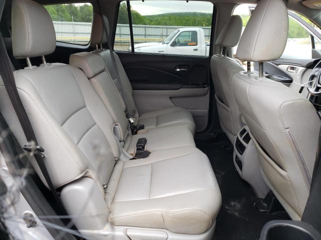 Photo 11 from auction – 2017 HONDA PILOT TOUR with VIN 5FNYF6H96HB087603