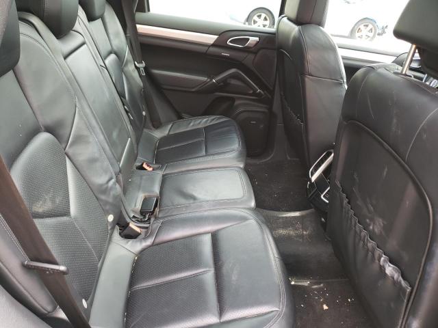 Photo 10 from auction – 2011 PORSCHE CAYENNE S with VIN WP1AE2A29BLA91769