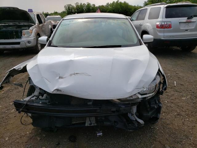 Photo 5 from auction – 2018 NISSAN SENTRA S with VIN 3N1AB7AP1JL648182