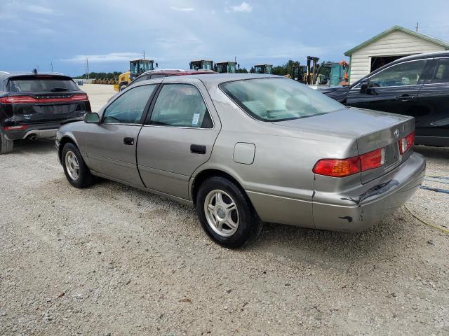 Photo 2 from auction – 2000 TOYOTA CAMRY CE with VIN 4T1BG22K0YU004046
