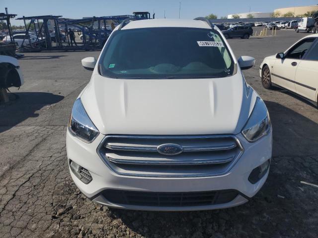 Photo 5 from auction – 2018 FORD ESCAPE SE with VIN 1FMCU0GD5JUD38283