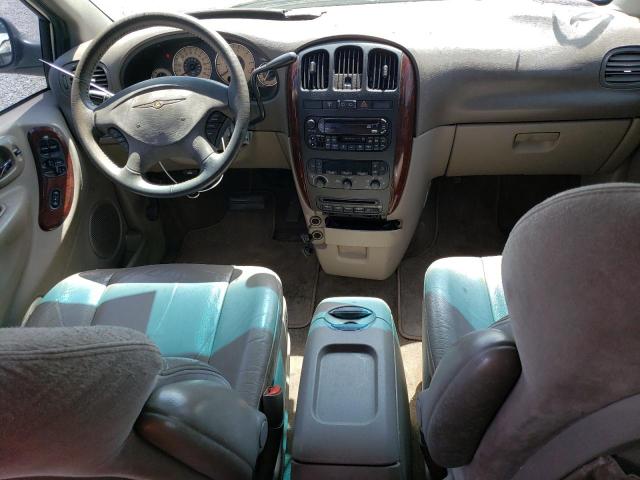 Photo 8 from auction – 2002 CHRYSLER TOWN & COU with VIN 2C8GP64L42R619774