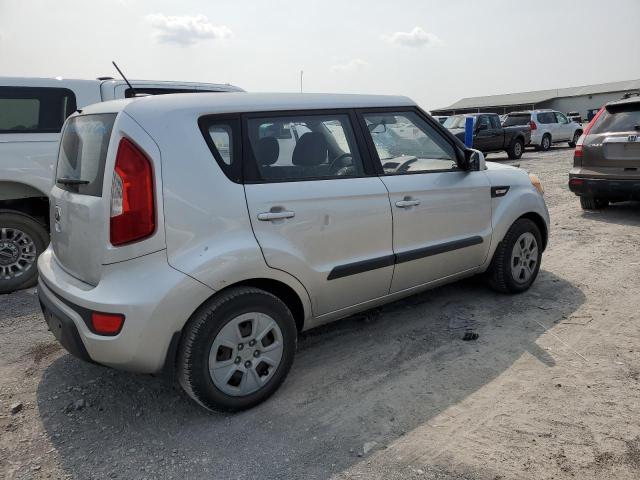 Photo 3 from auction – 2013 KIA SOUL with VIN KNDJT2A57D7758092