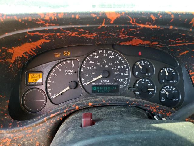 Photo 9 from auction – 2002 CHEVROLET SILVERADO with VIN 2GCEC19T821200812