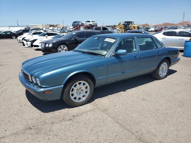 JAGUAR XJ8 2001 with VIN SAJDA14C21LF28247 - Photo from auction