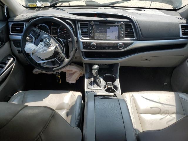Photo 8 from auction – 2018 TOYOTA HIGHLANDER with VIN 5TDJZRFH9JS527738