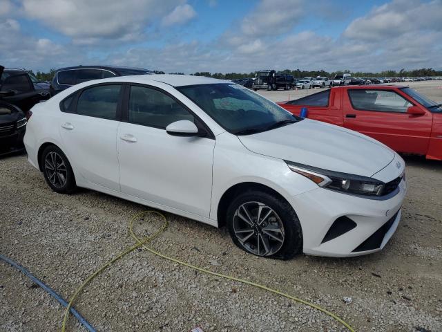 Photo 4 from auction – 2022 KIA FORTE FE with VIN 3KPF24AD8NE418043