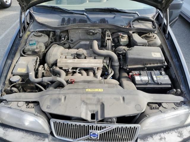 Photo 11 from auction – 1999 VOLVO S70 GLT with VIN YV1LS56D8X2568004