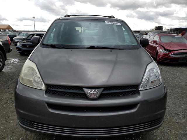 Photo 5 from auction – 2005 TOYOTA SIENNA LE with VIN 5TDBA23C95S047426