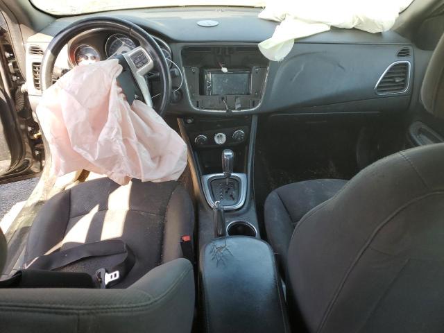 Photo 8 from auction – 2013 CHRYSLER 200 TOURIN with VIN 1C3CCBBB3DN695988