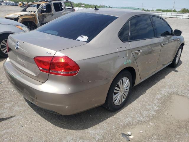Photo 3 from auction – 2015 VOLKSWAGEN PASSAT S with VIN 1VWAS7A33FC002815