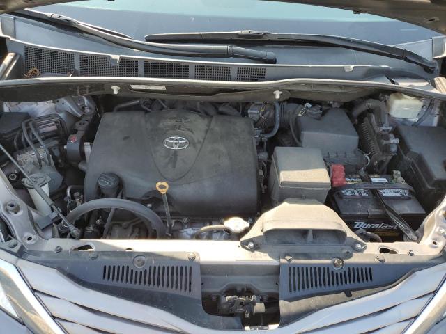 Photo 12 from auction – 2017 TOYOTA SIENNA XLE with VIN 5TDYZ3DC1HS894307