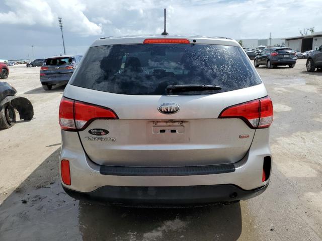 Photo 6 from auction – 2014 KIA SORENTO LX with VIN 5XYKT3A60EG444405