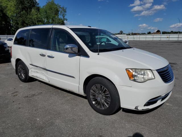 Photo 4 from auction – 2011 CHRYSLER TOWN & COU with VIN 2A4RR6DG7BR780413