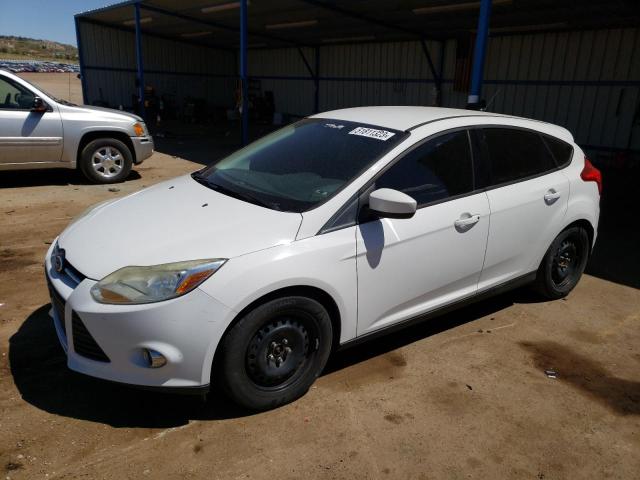 FORD FOCUS SE 2012 con VIN 1FAHP3K21CL324307 - Foto de la subasta