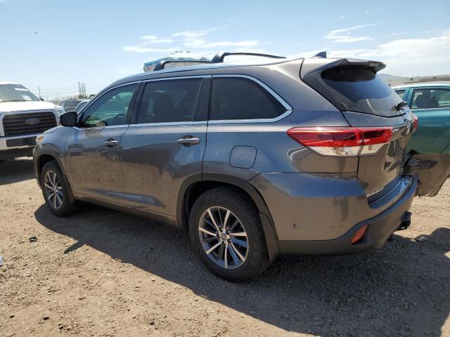 Photo 2 from auction – 2018 TOYOTA HIGHLANDER with VIN 5TDJZRFH9JS824699