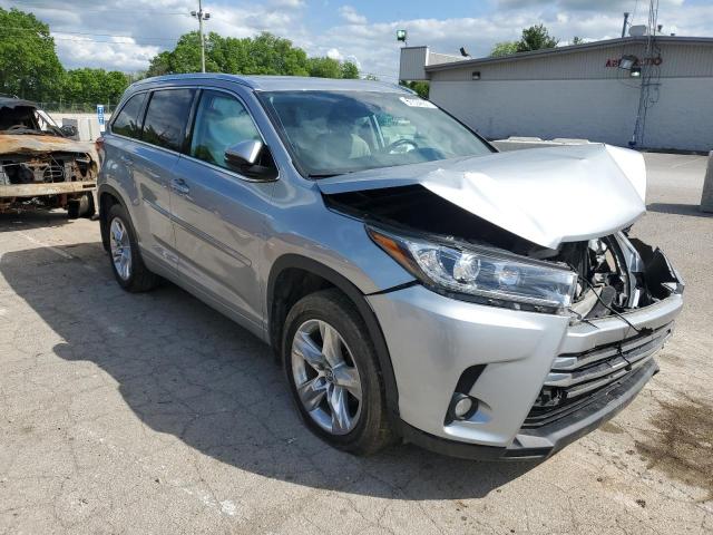 Photo 4 from auction – 2018 TOYOTA HIGHLANDER with VIN 5TDDZRFH9JS499792