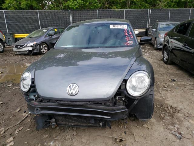 Photo 5 from auction – 2013 VOLKSWAGEN BEETLE with VIN 3VWFP7AT2DM671886