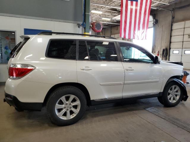 Photo 3 from auction – 2012 TOYOTA HIGHLANDER with VIN 5TDBK3EH4CS109968