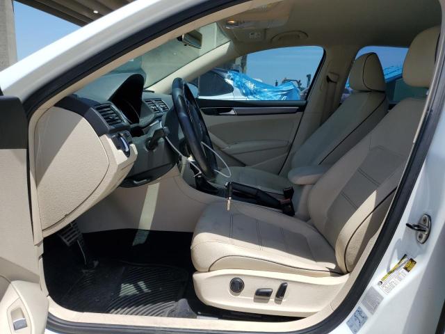 Photo 7 from auction – 2016 VOLKSWAGEN PASSAT with VIN 1VWAT7A30GC058922