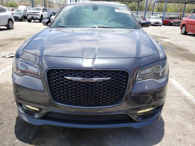 Photo 5 from auction – 2018 CHRYSLER 300 S with VIN 2C3CCABG1JH240180