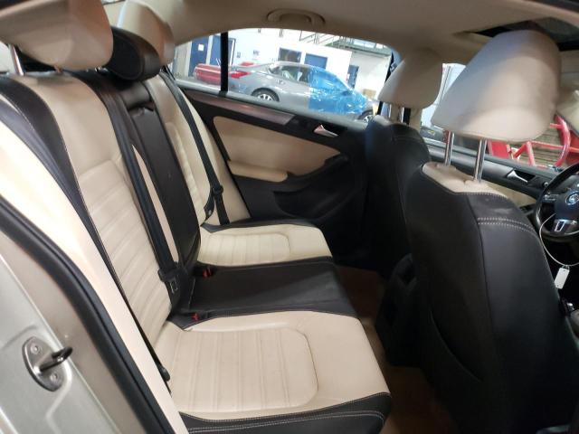Photo 11 from auction – 2013 VOLKSWAGEN JETTA SEL with VIN 3VWLP7AJ2DM238442